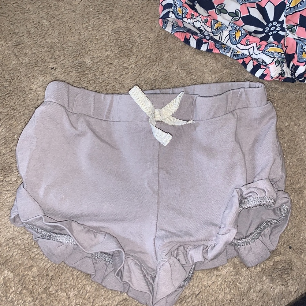 Baby girls shorts bundle - Picture 3 of 6